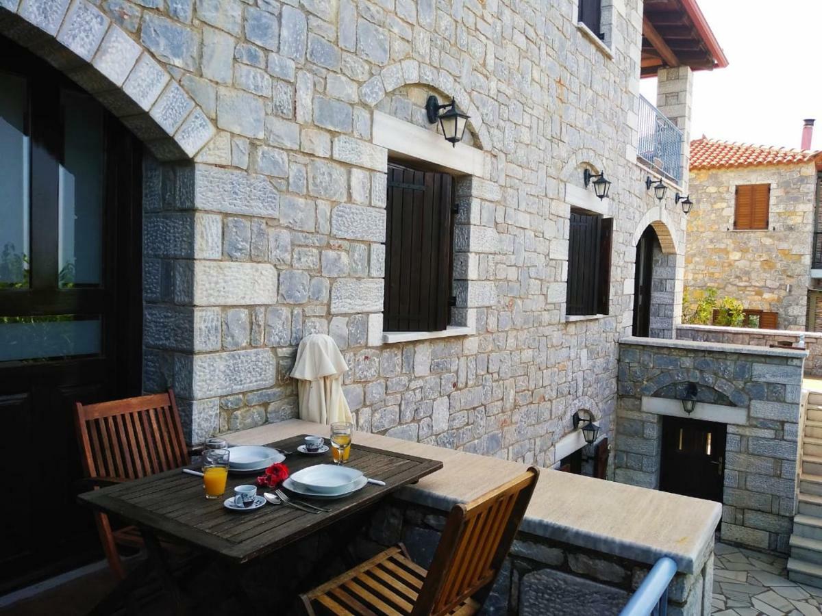 Atha-Tina:Traditional Stone Homes Agios Nikolaos  Exterior photo